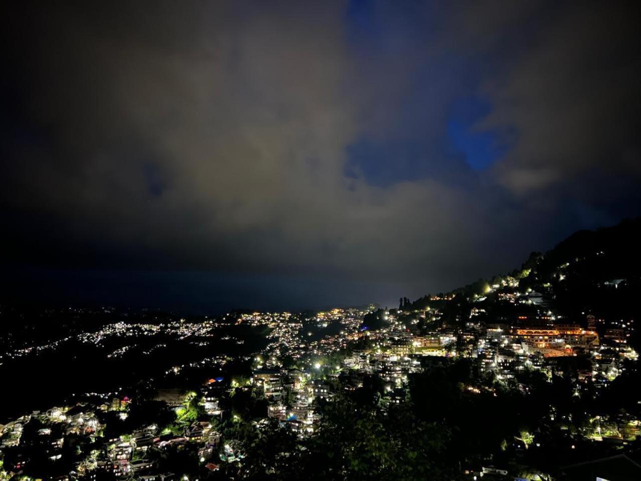 Himalayan Gorkha Retreat II Free Parking Hotel Darjeeling  Exterior photo