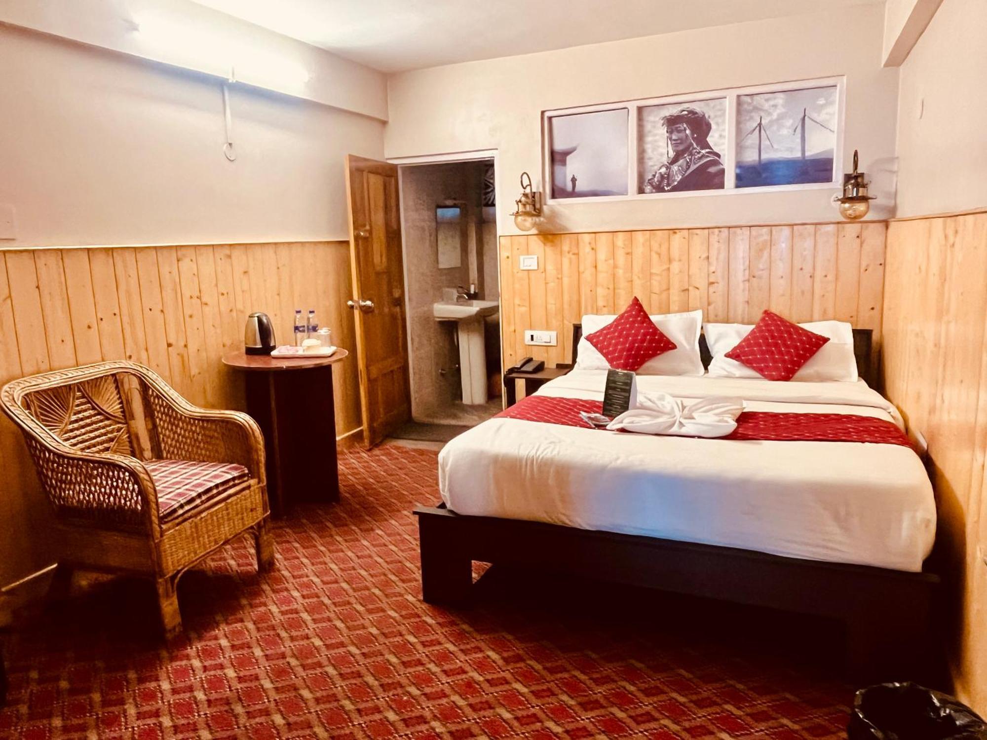 Himalayan Gorkha Retreat II Free Parking Hotel Darjeeling  Exterior photo