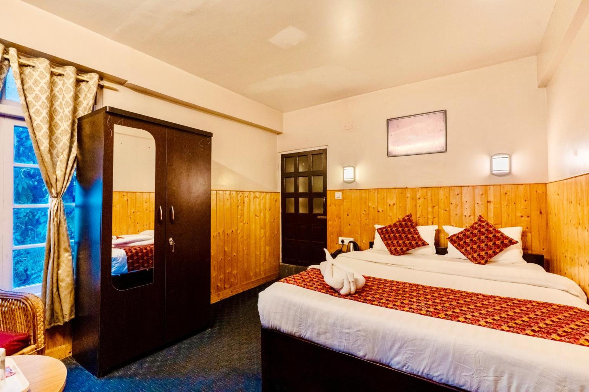Himalayan Gorkha Retreat II Free Parking Hotel Darjeeling  Exterior photo